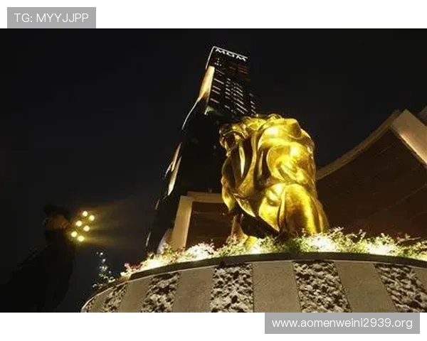 澳门美高梅何超琼：探索她如何打造澳门豪华酒店的成功经验
